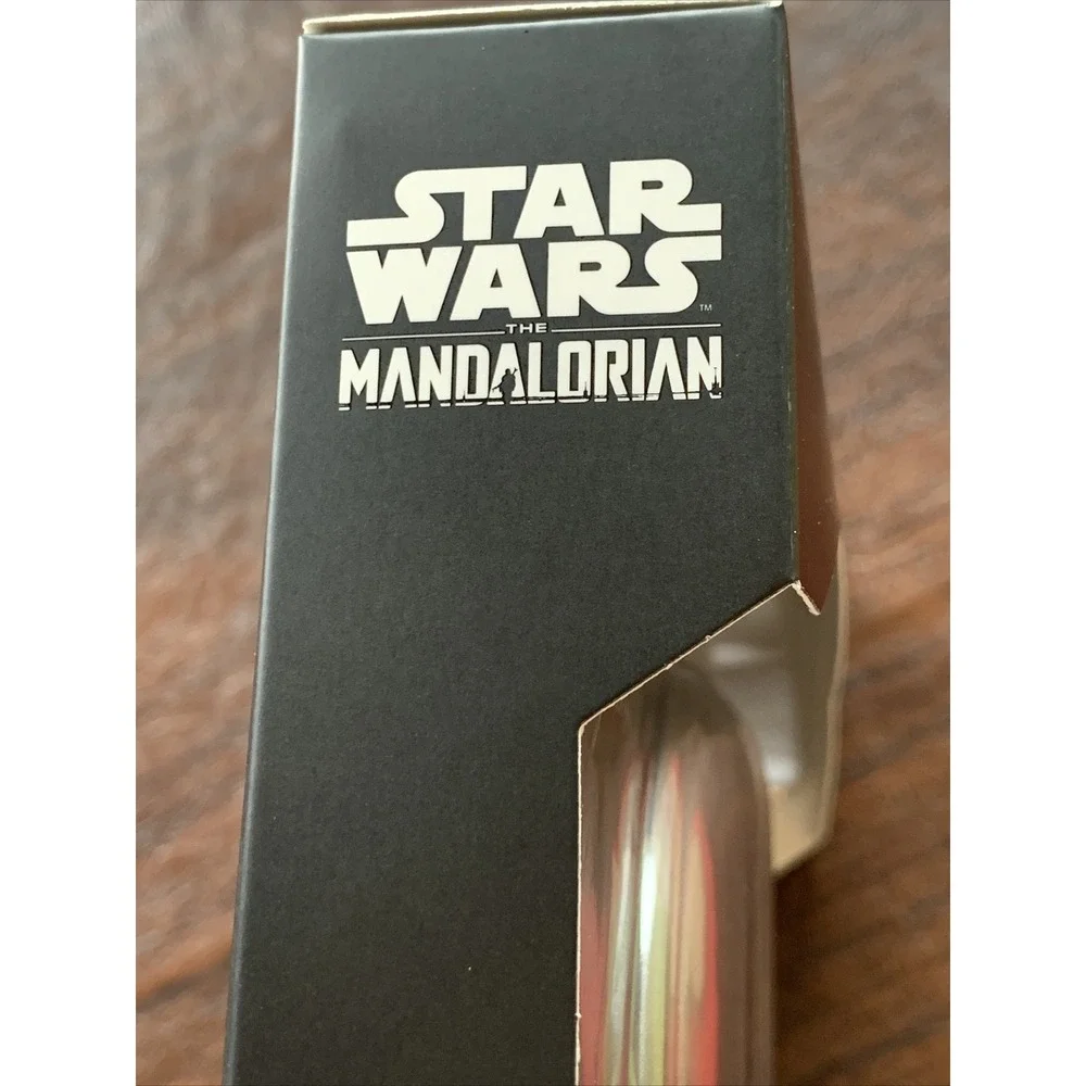 Star Wars The Mandalorian Wireless‎ Charge Pad Unisex OS Silver New LED Helmet